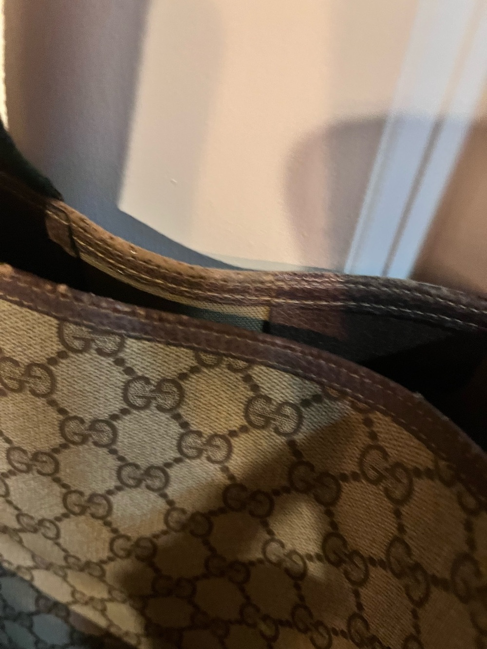 Authentic Gucci bag - Picture 4 of 15